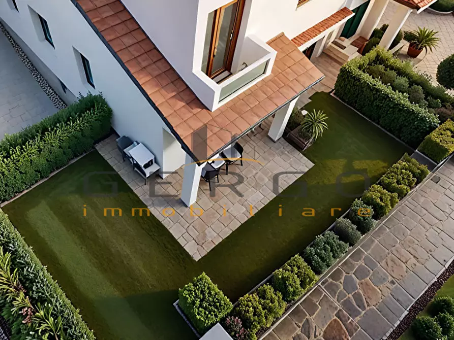 Immagine 1 di Villetta a schiera in vendita  in Via Don Bosco a Selvazzano Dentro