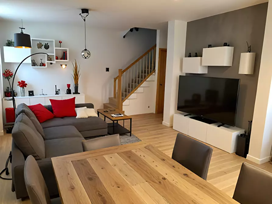 Immagine 1 di Villetta a schiera in vendita  in Via Don Bosco a Selvazzano Dentro