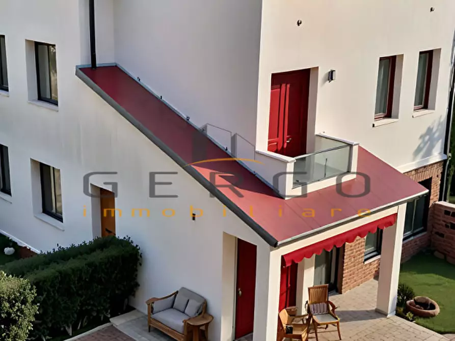 Immagine 2 di Villetta a schiera in vendita  in Via Don Bosco a Selvazzano Dentro