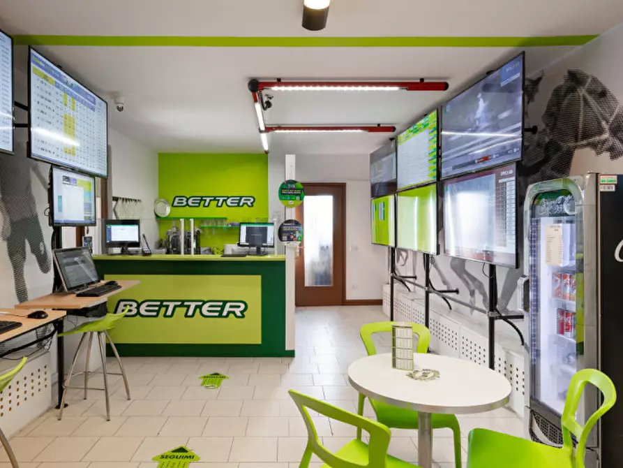 Immagine 2 di Attività commerciale in vendita  in Via San Faustino 8 a Manerbio