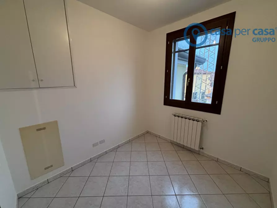 Immagine 14 di Villa in vendita  a Rovigo