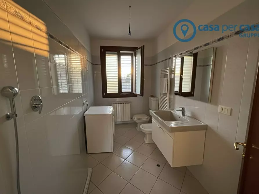 Immagine 17 di Villa in vendita  a Rovigo