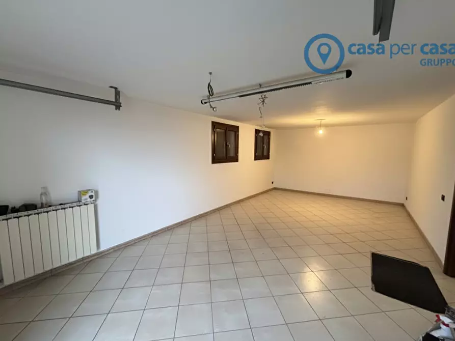 Immagine 25 di Villa in vendita  a Rovigo