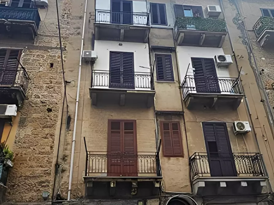 Immagine 8 di Appartamento in vendita  in Via Re Tancredi, 62 a Palermo