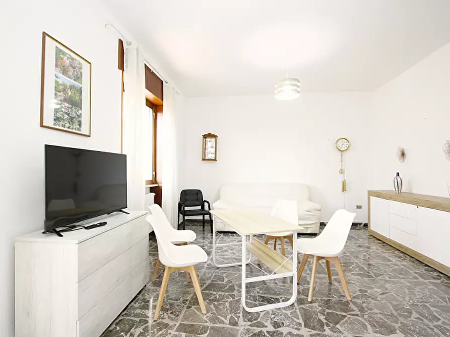 Immagine 6 di Casa bifamiliare in vendita  in Via Pastrengo a Matino