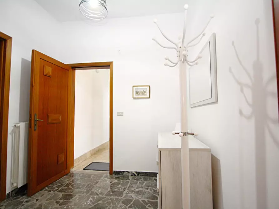 Immagine 19 di Casa bifamiliare in vendita  in Via Pastrengo a Matino