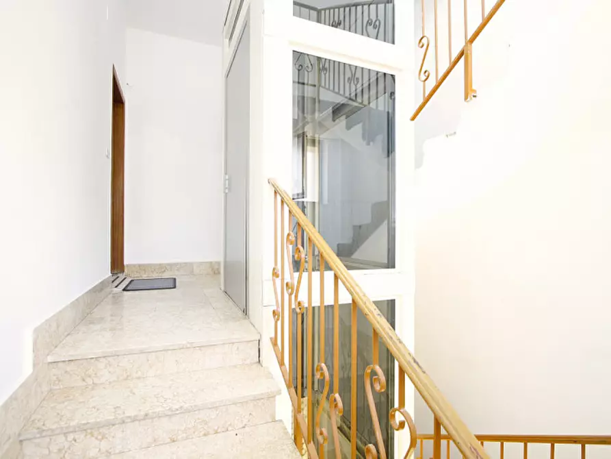 Immagine 34 di Casa bifamiliare in vendita  in Via Pastrengo a Matino