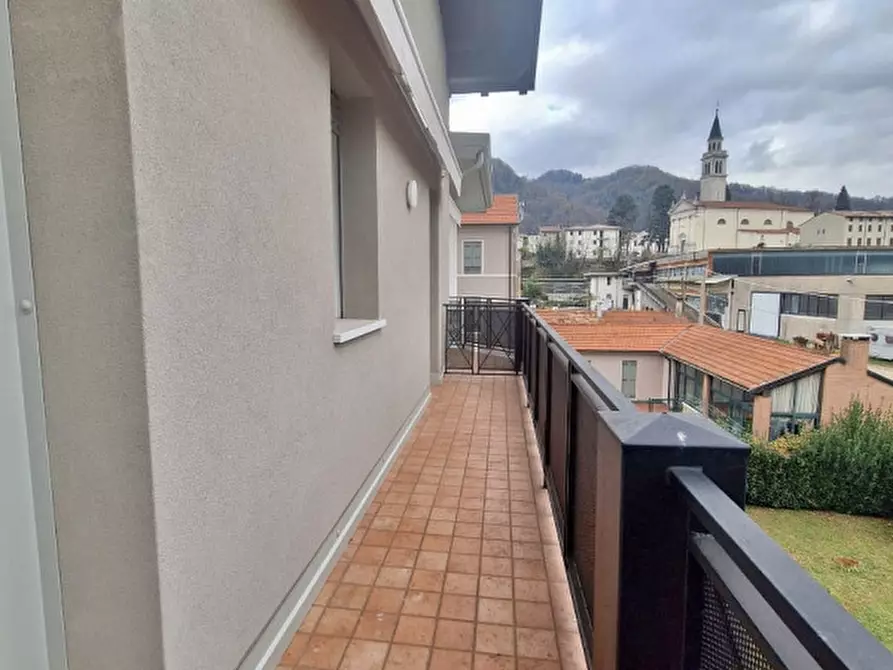 Immagine 2 di Appartamento in vendita  in Via A. Fogazzaro a Torrebelvicino