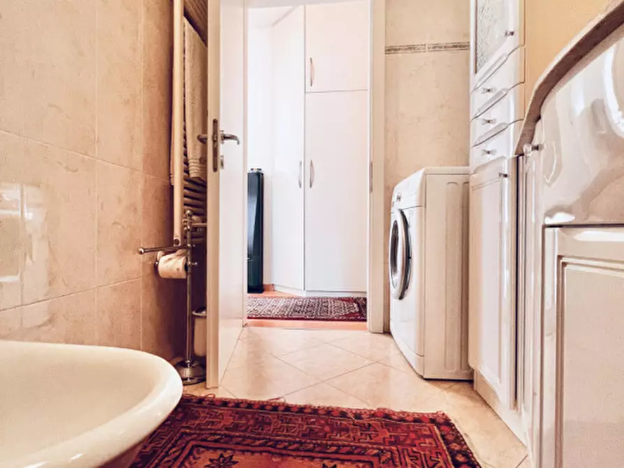 Immagine 13 di Appartamento in vendita  in Via delle Ghiaie a Trento