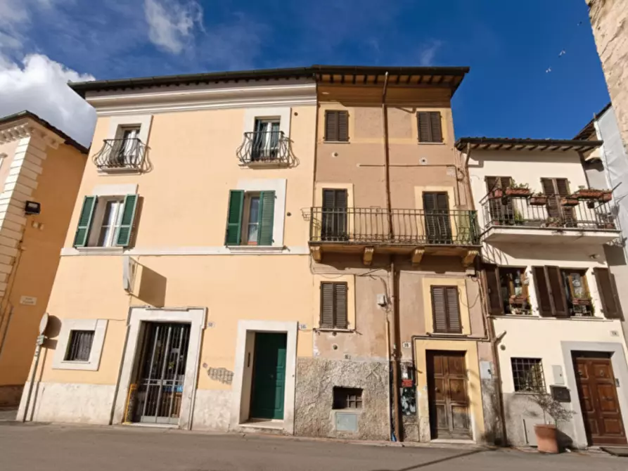 Immagine 2 di Palazzo in vendita  in Via San Francesco a Rieti