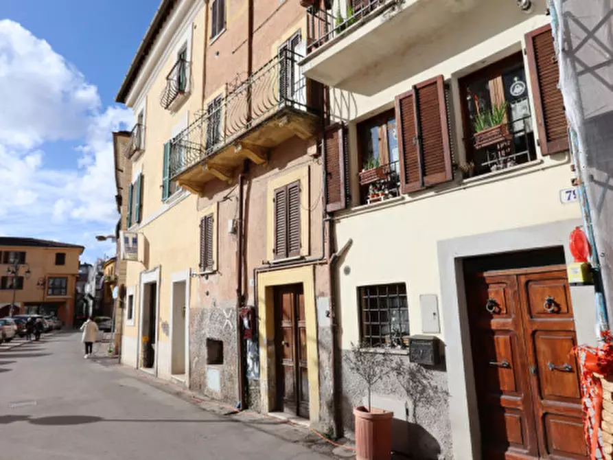 Immagine 3 di Palazzo in vendita  in Via San Francesco a Rieti