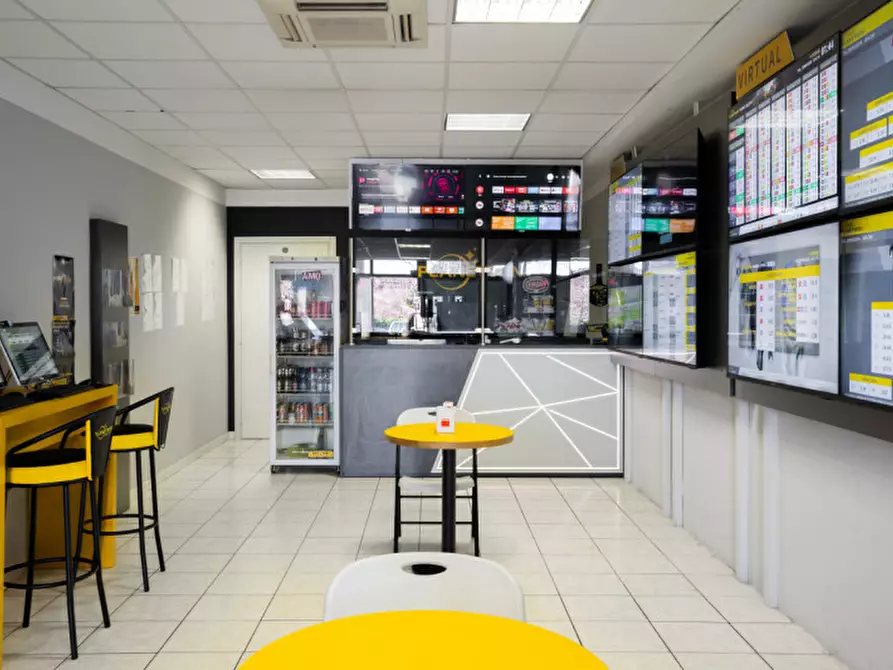 Immagine 5 di Attività commerciale in vendita  in Via Antonio Gramsci 174 a Bagnolo Mella