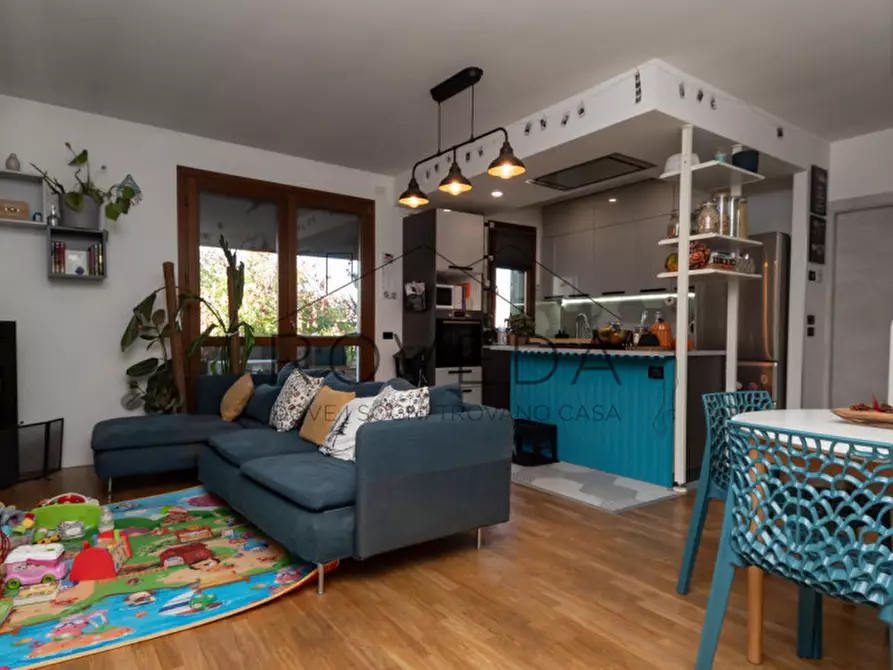 Immagine 2 di Appartamento in vendita  in Via Nazario Sauro a Istrana