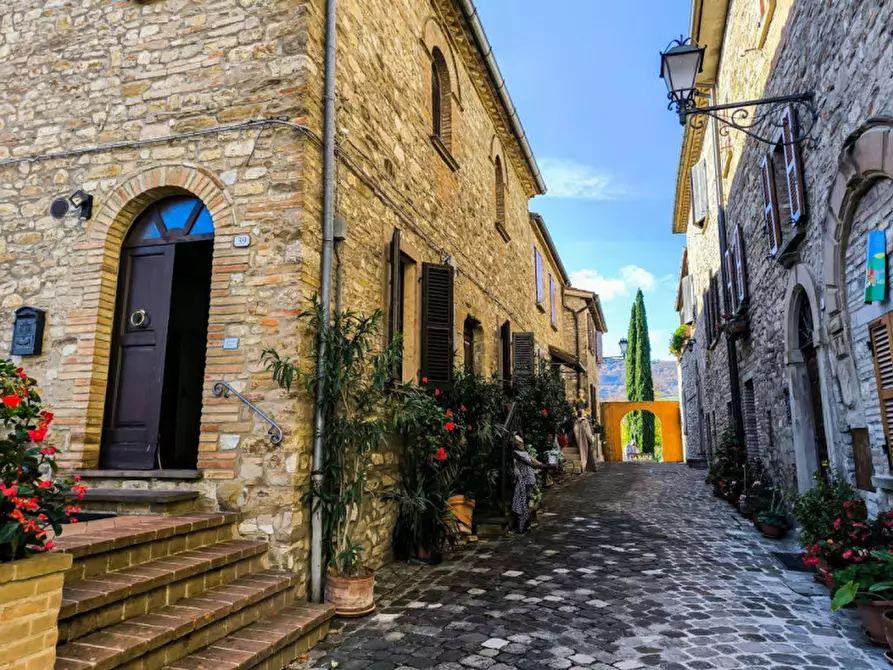 Immagine 2 di Casa indipendente in vendita  in Corso Giovanni XXIII a Frontino