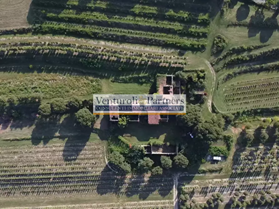 Immagine 4 di Rustico / casale in vendita  in Via Pozze a Lonato del Garda