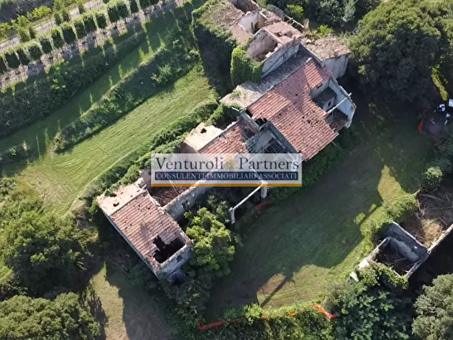 Immagine 10 di Rustico / casale in vendita  in Via Pozze a Lonato del Garda