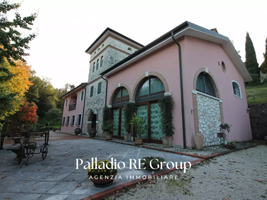 Immagine 2 di Casa bifamiliare in vendita  in Strada delle maddalene a Vicenza