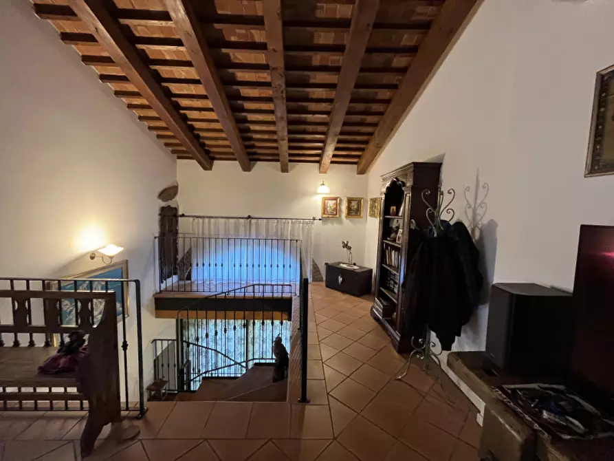 Immagine 5 di Casa bifamiliare in vendita  in Strada delle maddalene a Vicenza