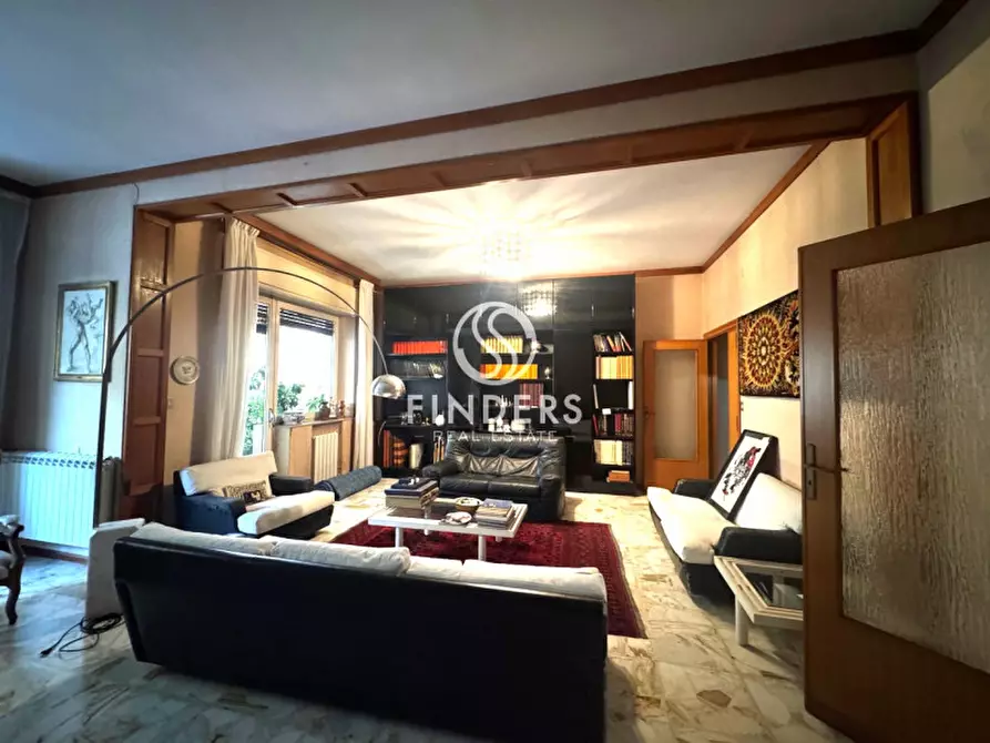 Immagine 2 di Appartamento in vendita  in Via Rausei a Reggio Di Calabria