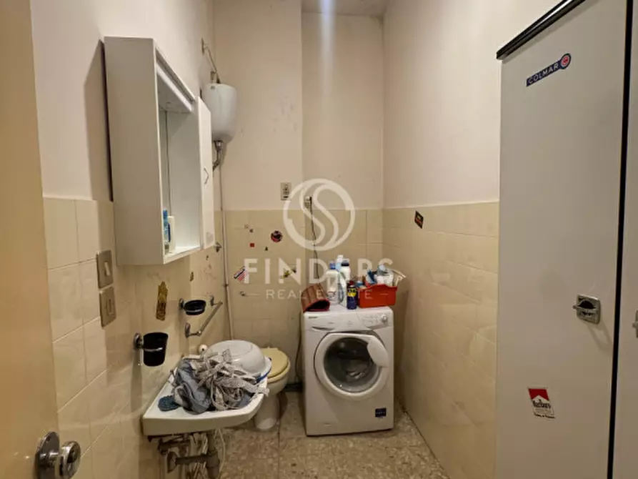 Immagine 19 di Appartamento in vendita  in Via Rausei a Reggio Di Calabria