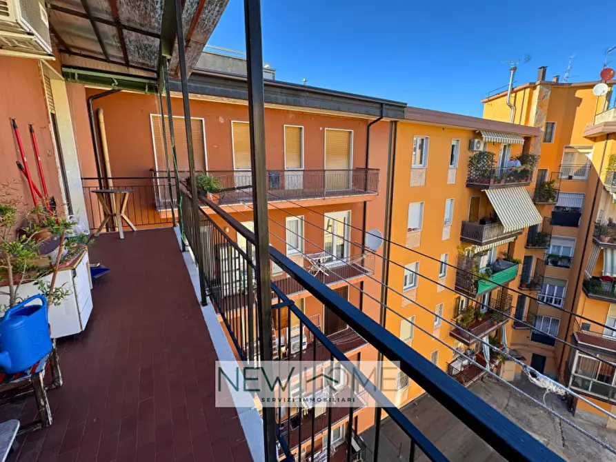 Immagine 3 di Appartamento in vendita  in Via Giuseppe Gioacchino Belli 4 a Verona