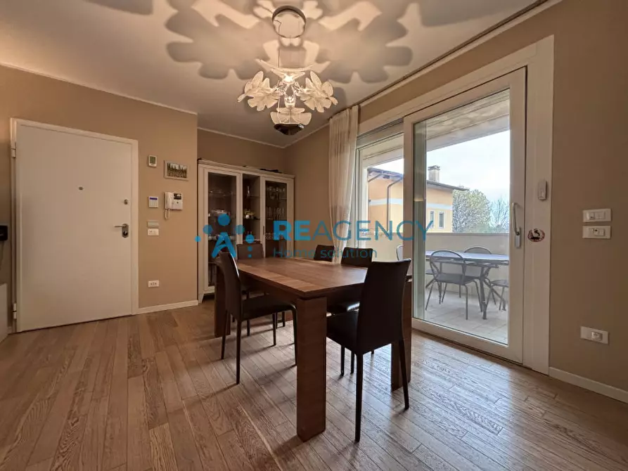 Immagine 4 di Appartamento in vendita  in Via Roma a Caldogno