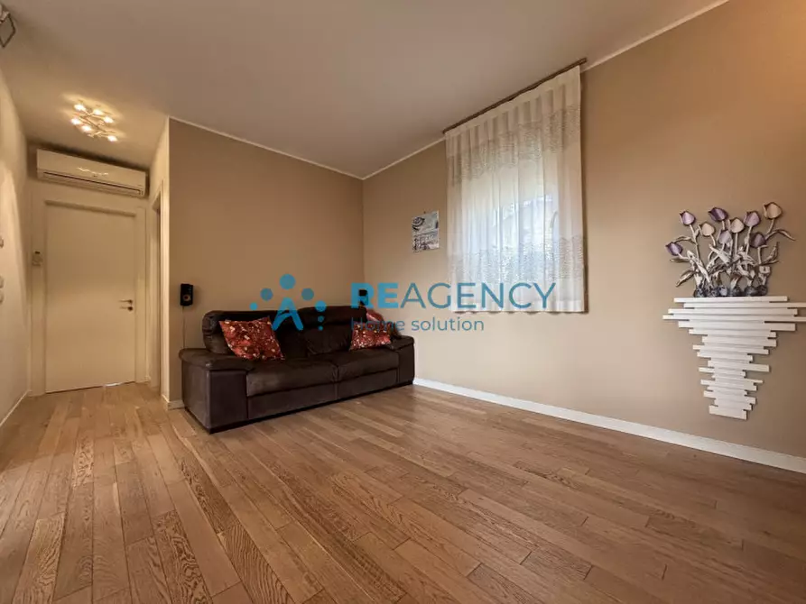 Immagine 7 di Appartamento in vendita  in Via Roma a Caldogno