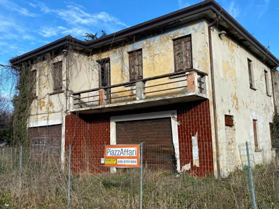 Immagine 2 di Casa indipendente in vendita  in Brugine a Brugine