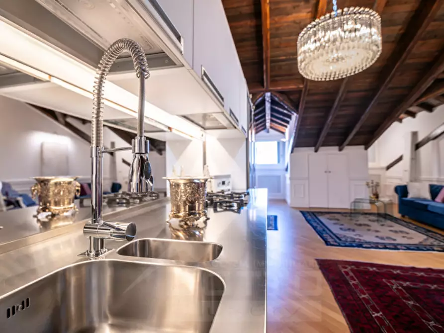 Immagine 5 di Attico in vendita  in corso guglielmo marconi 73 a Arona