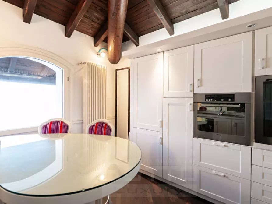 Immagine 6 di Attico in vendita  in corso guglielmo marconi 73 a Arona