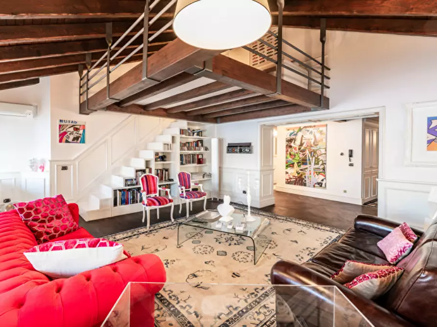 Immagine 9 di Attico in vendita  in corso guglielmo marconi 73 a Arona