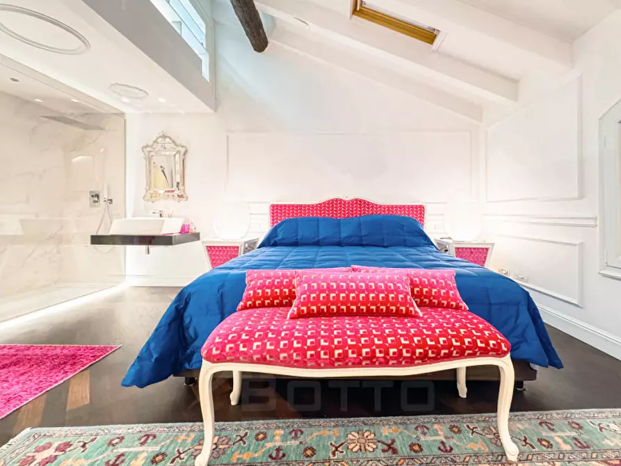 Immagine 22 di Attico in vendita  in corso guglielmo marconi 73 a Arona