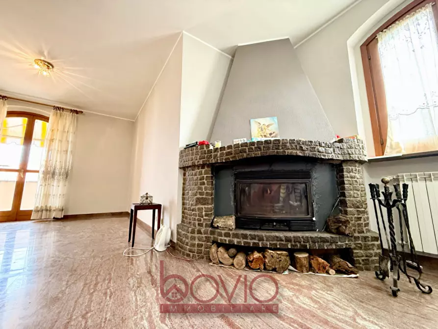 Immagine 12 di Appartamento in vendita  in VIA BORGARELLA 10 a San Mauro Torinese