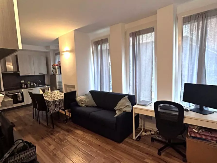 Immagine 1 di Appartamento in vendita  in Via Salasco a Milano