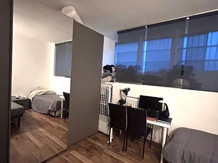 Immagine 10 di Appartamento in vendita  in Via Salasco a Milano