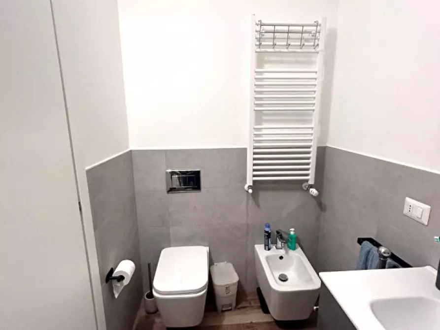 Immagine 13 di Appartamento in vendita  in Via Salasco a Milano