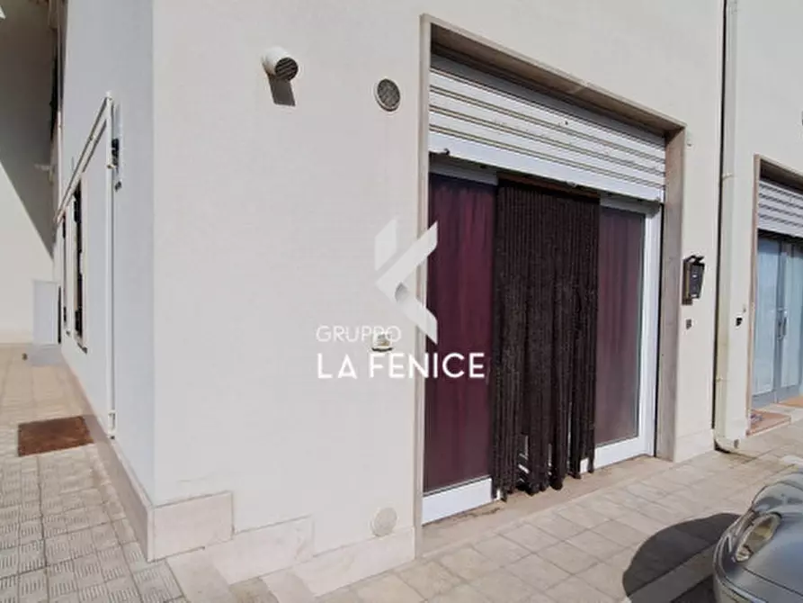 Immagine 3 di Appartamento in vendita  in via Evola a Locorotondo