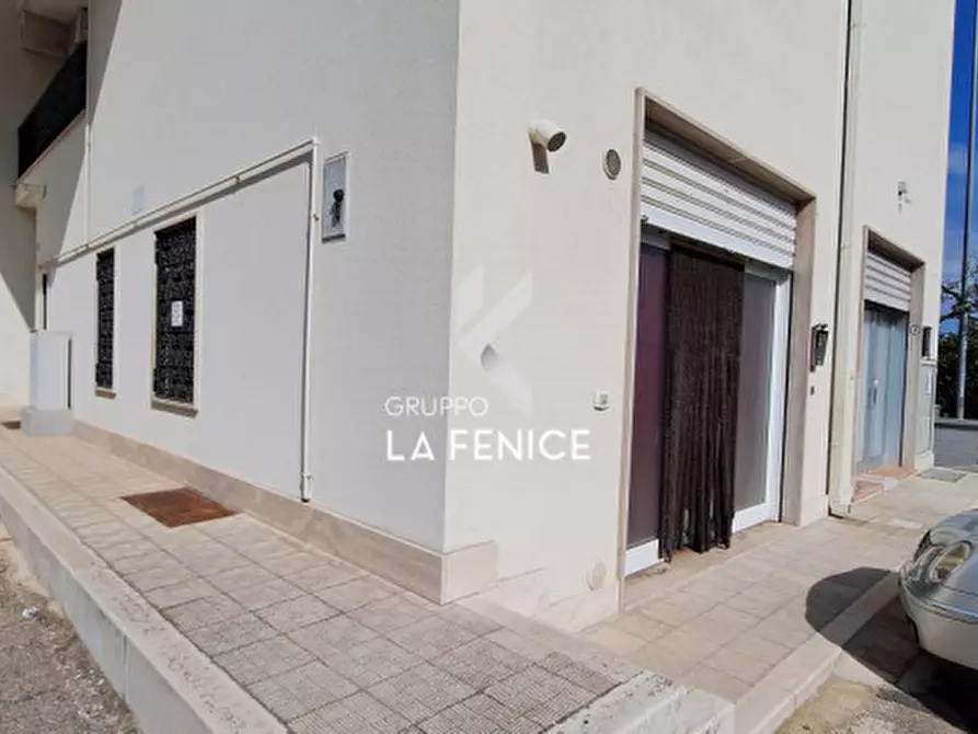 Immagine 4 di Appartamento in vendita  in via Evola a Locorotondo
