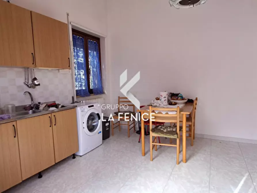 Immagine 9 di Appartamento in vendita  in via Evola a Locorotondo