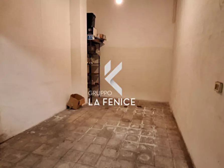 Immagine 33 di Appartamento in vendita  in via Evola a Locorotondo