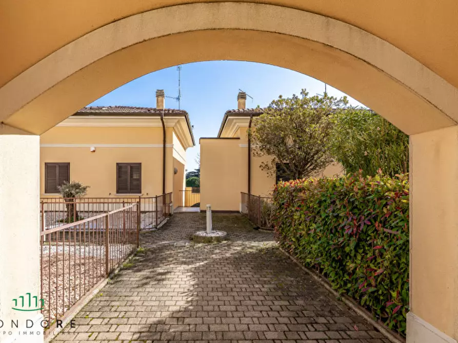 Immagine 5 di Villa in vendita  in via martiri di pizzocalvo 109 a San Lazzaro Di Savena