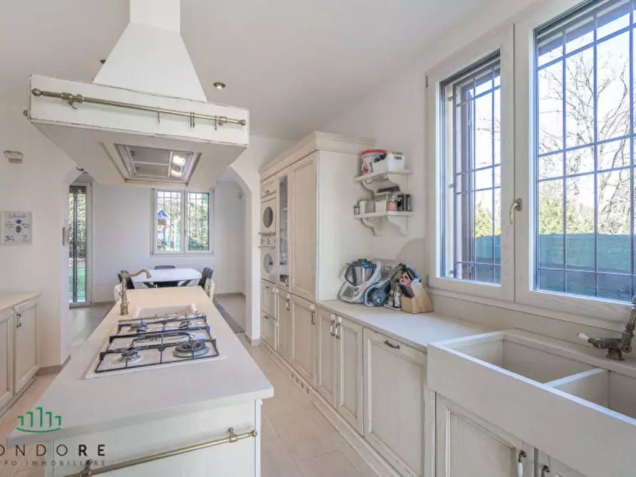 Immagine 25 di Villa in vendita  in via martiri di pizzocalvo 109 a San Lazzaro Di Savena