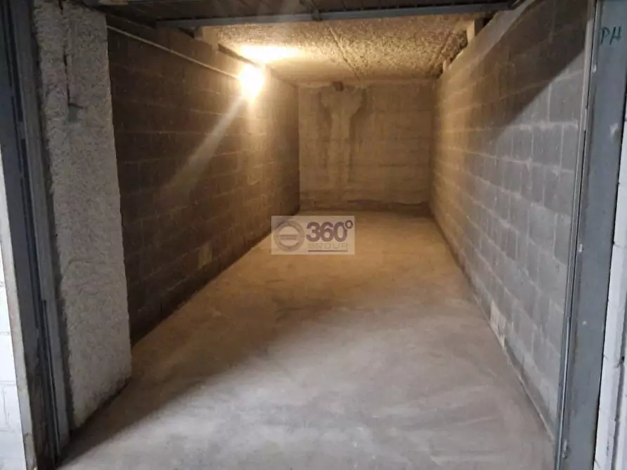 Immagine 4 di Garage in vendita  in Via Guglielmo Marconi a Cellatica