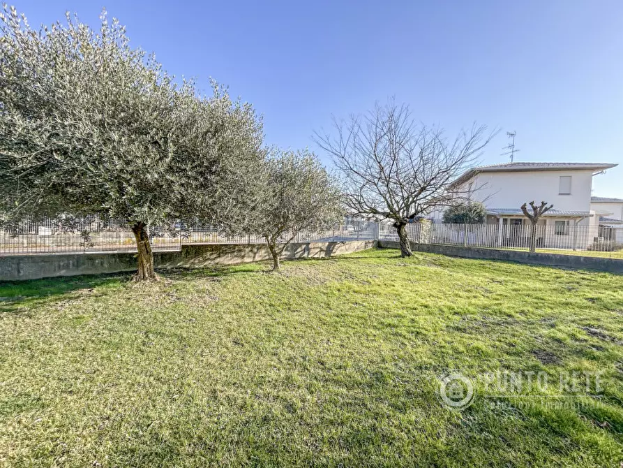 Immagine 4 di Casa bifamiliare in vendita  in Via Ponzilovo a Zevio