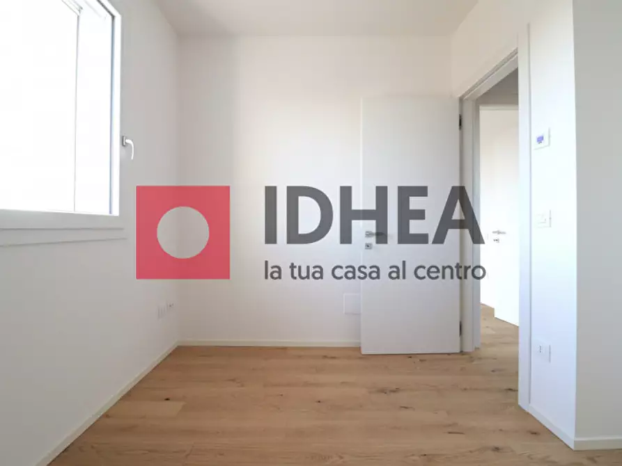 Immagine 17 di Casa bifamiliare in affitto  in Via Feltrina a Montebelluna