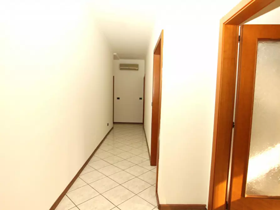 Immagine 5 di Appartamento in vendita  in via resia 69 a Bolzano