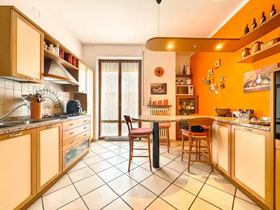 Immagine 2 di Appartamento in vendita  in corso matteotti 272 a Serravalle Sesia