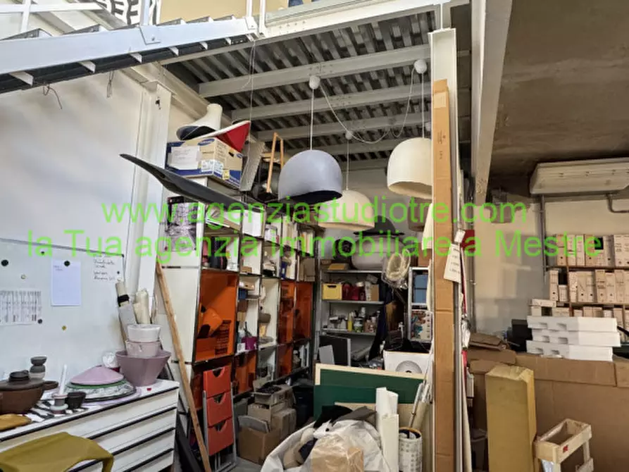 Immagine 7 di Ufficio in vendita  in Via Banchina dell'Azoto a Venezia