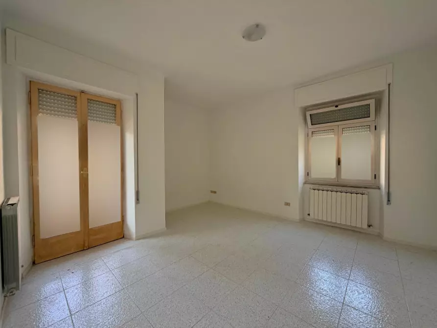 Immagine 1 di Appartamento in vendita  a Senigallia