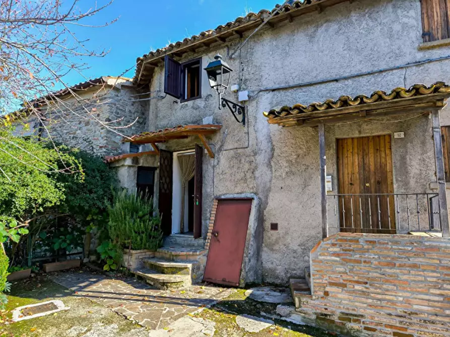 Immagine 14 di Appartamento in vendita  in Cavoleto a Piandimeleto